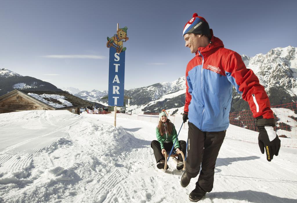 Ferienwohnung John Seymour Leogang Kamer foto